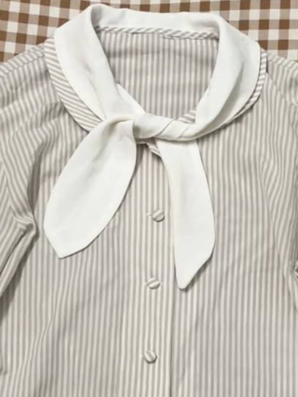 Striped Bow Collar Blouse - Picture 2 of 3
